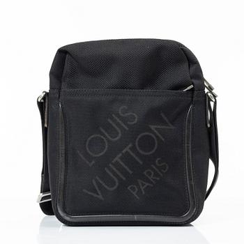 Louis Vuitton, väska "Geant Citadin PM Messenger Bag", 2005.