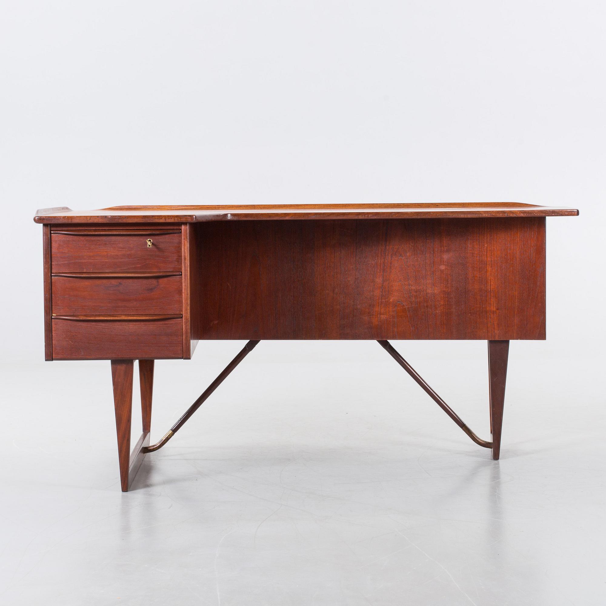 A DANISH PETER LØVIG NIELSEN WRITING DESK.