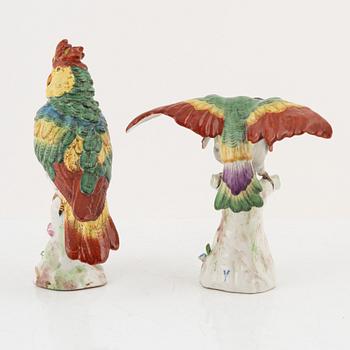 A pair of porcelain figurines, Porcelain de Paris, France, early 20th Century.