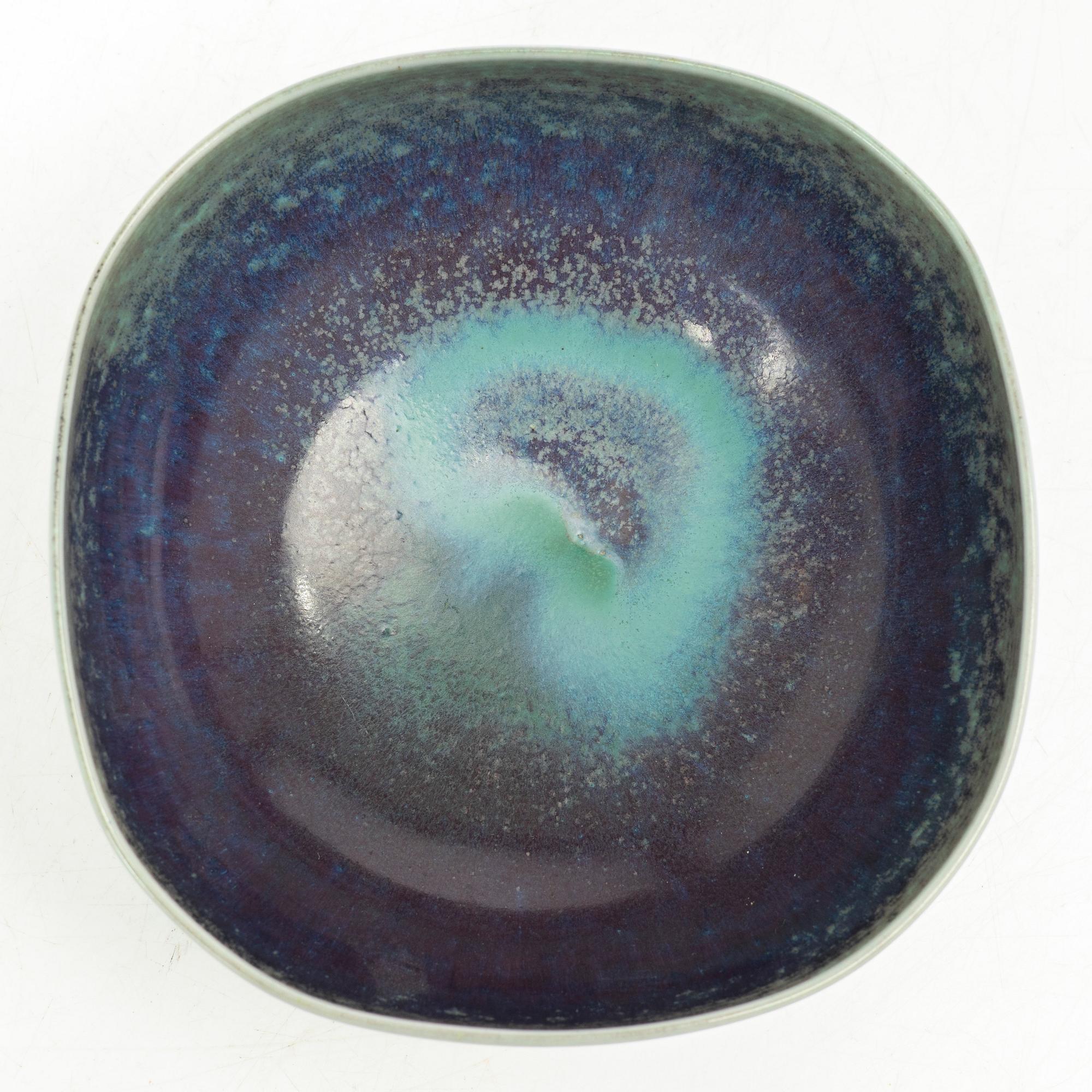 Berndt Friberg, skål, stengods, Gustavsberg studio, 1973.