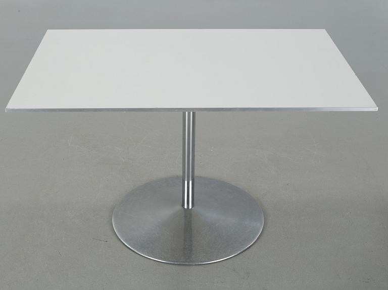 A table, designed by Piet Hein & Bruno Mathsson, by Fritz Hansen 1985.