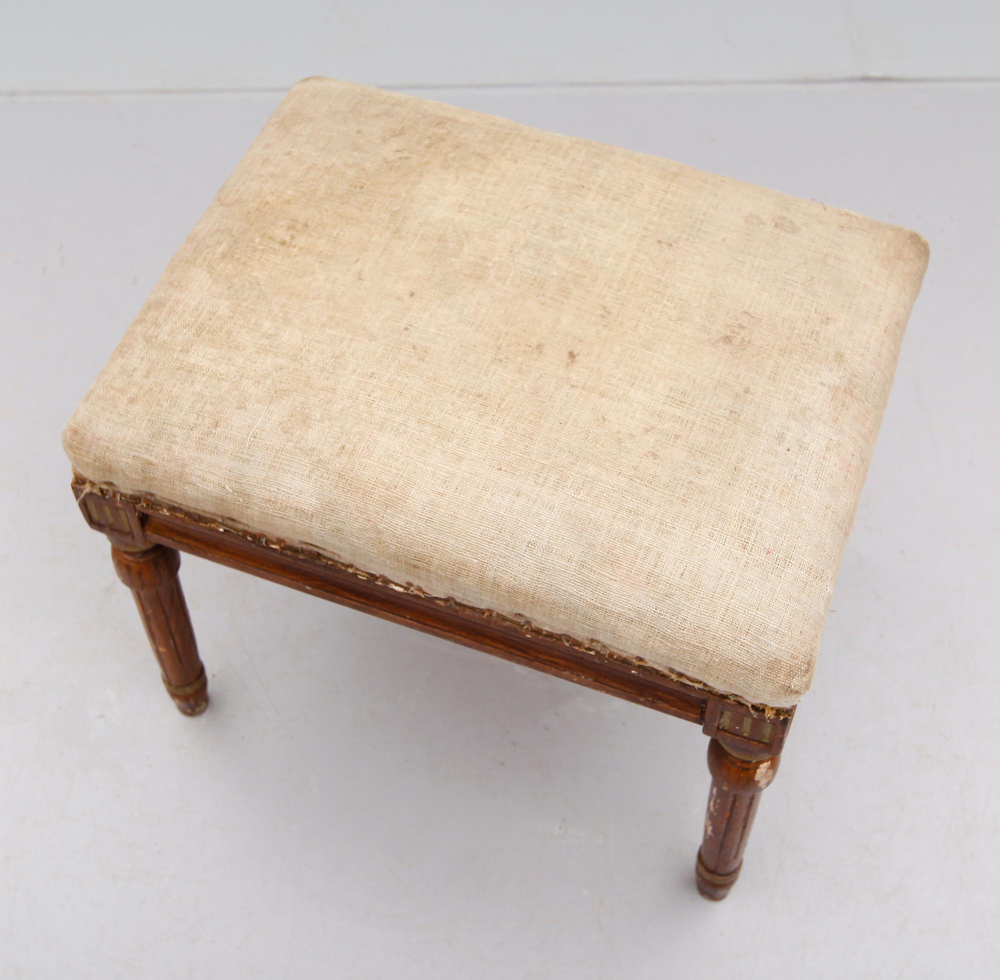 TABURETT, 1800-talets första hälft.