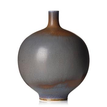 53A. Berndt Friberg, vase, stoneware, Gustavsberg Studio 1965.
