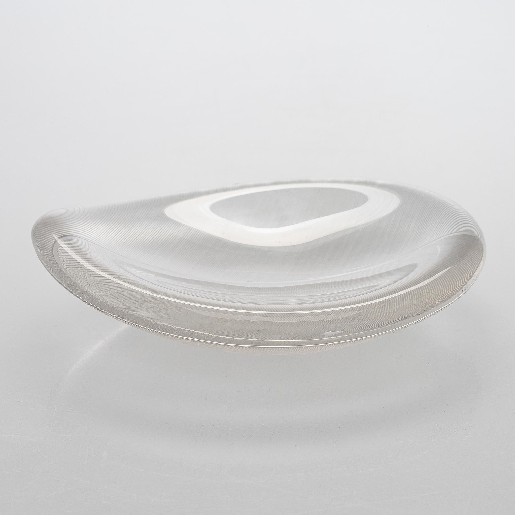 Tapio Wirkkala, malja, "Lehti", signeerattu Tapio Wirkkala Iittala -57.