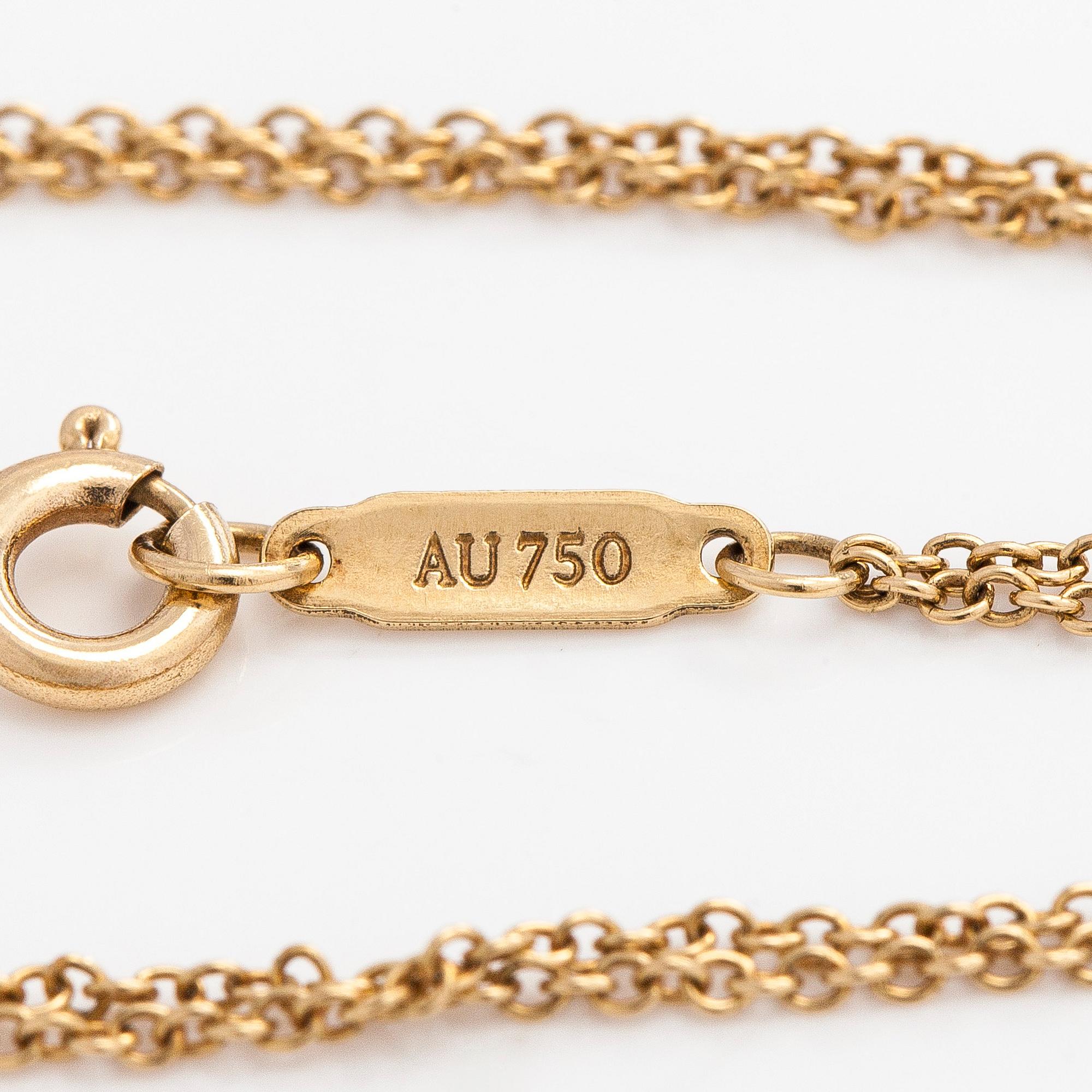 Tiffany & Co, an 18K gold 'Infinity' necklace.