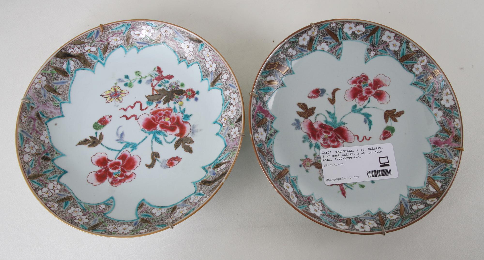 TALLRIKAR, 2 st, SKÅLFAT, 2 st samt SKÅLAR, 2 st, porslin, Kina, 1700-1800-tal.