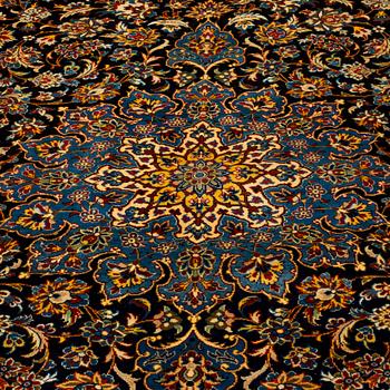 A CARPET, Najafabad, ca 376 x 288 cm.