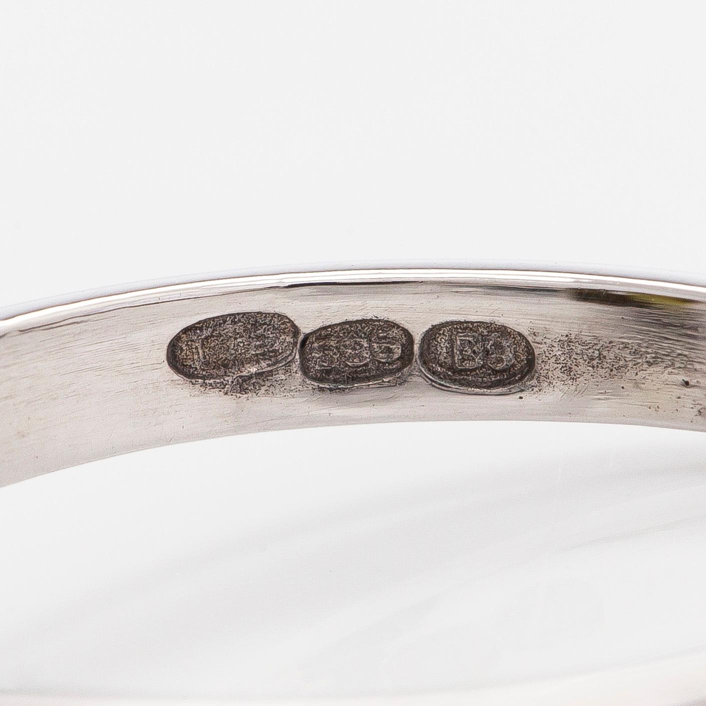 Sormus, 14K valkokultaa, fasettihiottu krysoberylli ja timantteja.