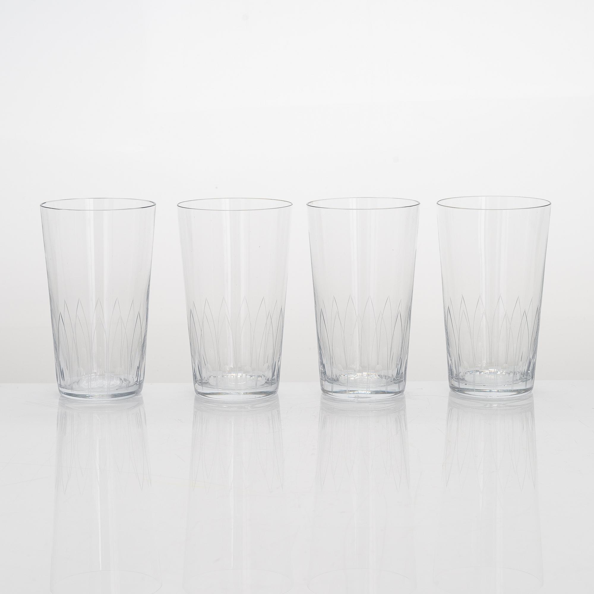 Göran Hongell, A 43-piece glass ware set "Kilta". Iittala, in production 1947-1966.