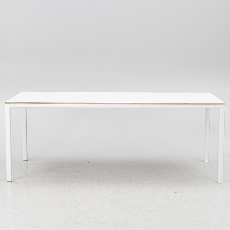 Matbord, "T12", Hay, Danmark.