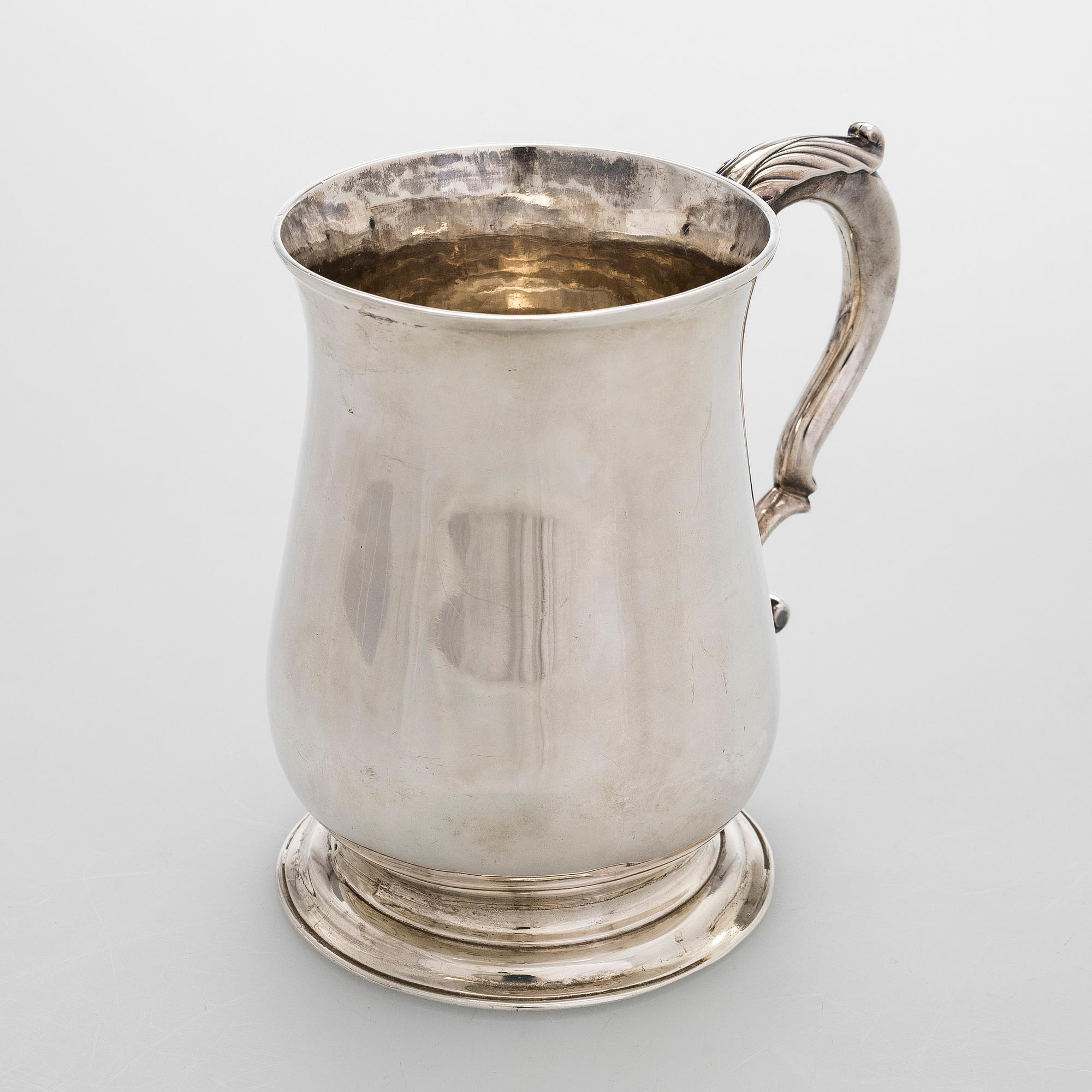 Robert Albin Cox, tuoppi, sterlinghopeaa, Lontoo 1754.