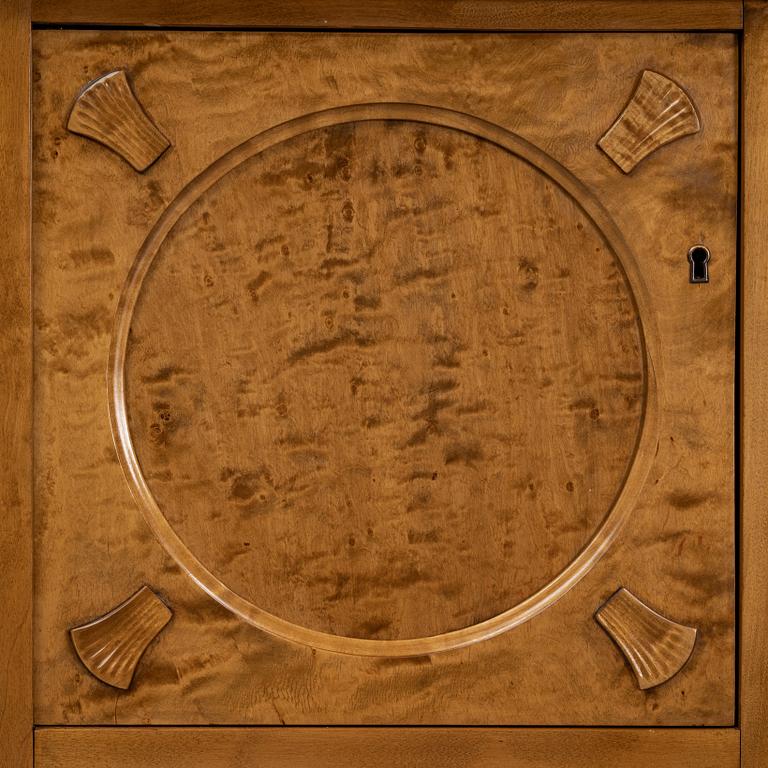 A birch sideboard, 1930-tal.