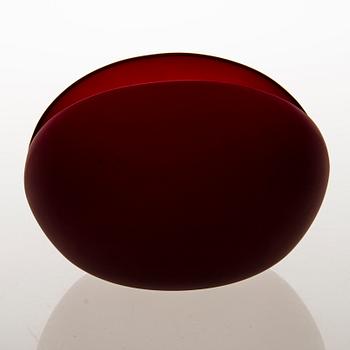 OIVA TOIKKA, a 'Luola' (Cave) glass sculpture signed Oiva Toikka Iittala 2010 24/50.