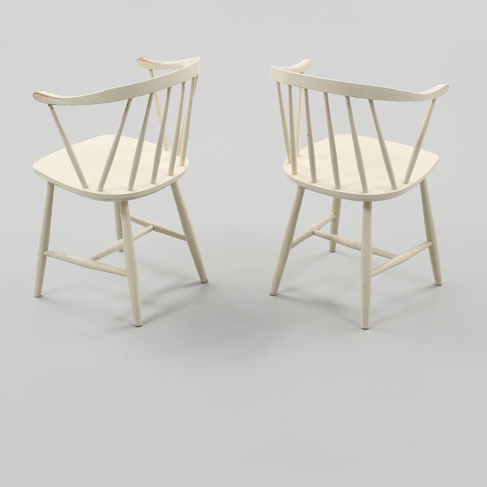 KARMSTOLAR, ett par, Nesto, 1900-talets andra hälft.