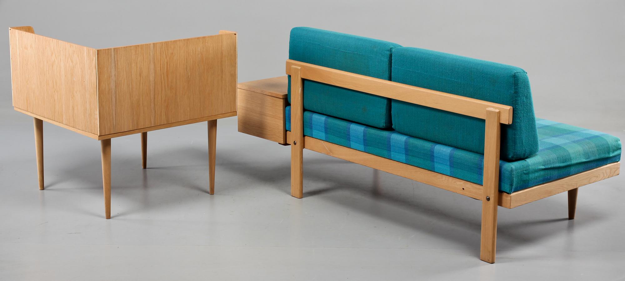 DAGBÄDD samt HÖRNBORD, Ekornes Svane, Norge, 1900-talets tredje kvartal.