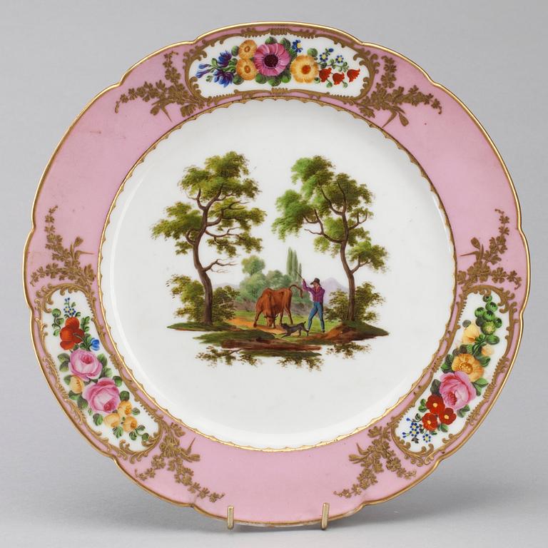 TALLRIKAR, 2 st, porslin, empire, Feuillet a Paris, Frankrike ca 1820-1840.