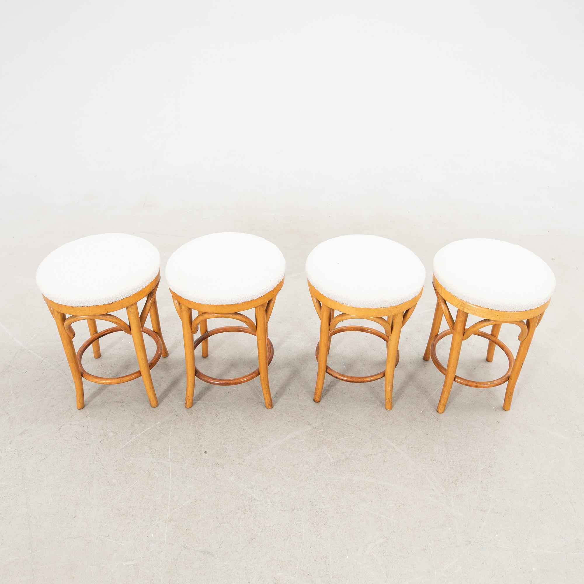 Pallar, 4 st, 1900-talets första hälft.