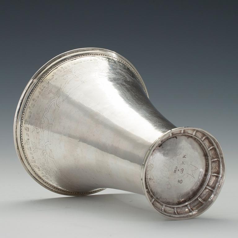 A BEAKER. silver. Anders Törnqvist Turku 1795. Height 20,5 cm. Weight 386 g.