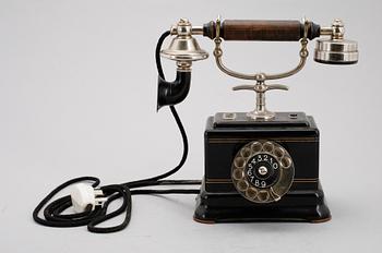 BORDSTELEFON, LM Ericsson, tidigt 1900-tal.