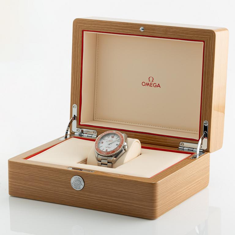 Omega, Seamaster, Planet Ocean 600M, Co-Axial, Chronometer, armbandsur, 43.5 mm.