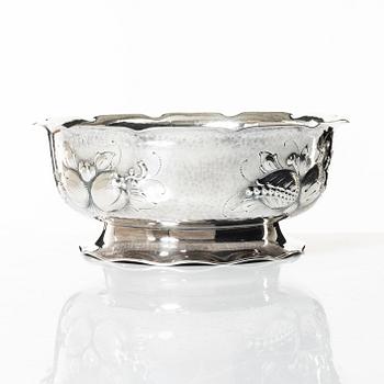Eric Råström, a silver bowl, CG Råström, Stockholm 1976.