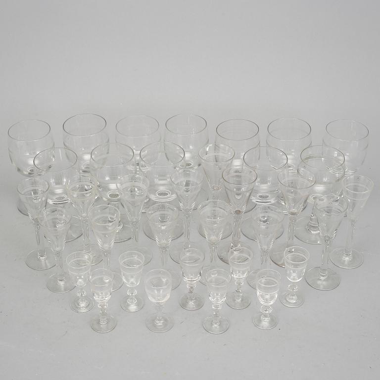 SERVISGLAS, 35 delar, med s k Rydbergsbård.