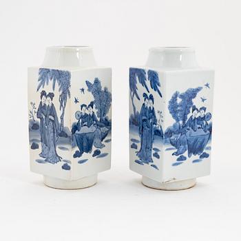 A pair of Chinese blue and white  'Cong' vases, 20th Century.