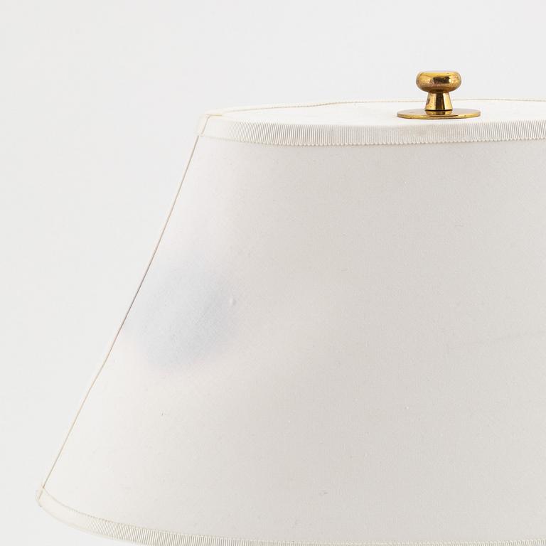 Josef Frank, a modell 2388 table lamp from Firma Svenskt Tenn.