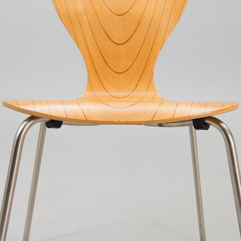 A pair of "Nikke" chairs, designed in 1958 for Asko.