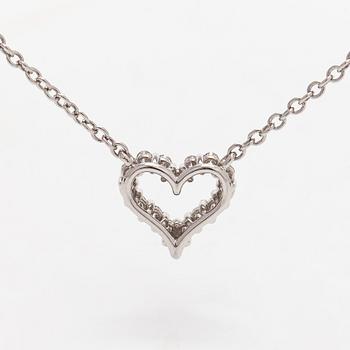 Tiffany & Co, kaulakoru, "Tiffany Hearts", platinaa ja timantteja.