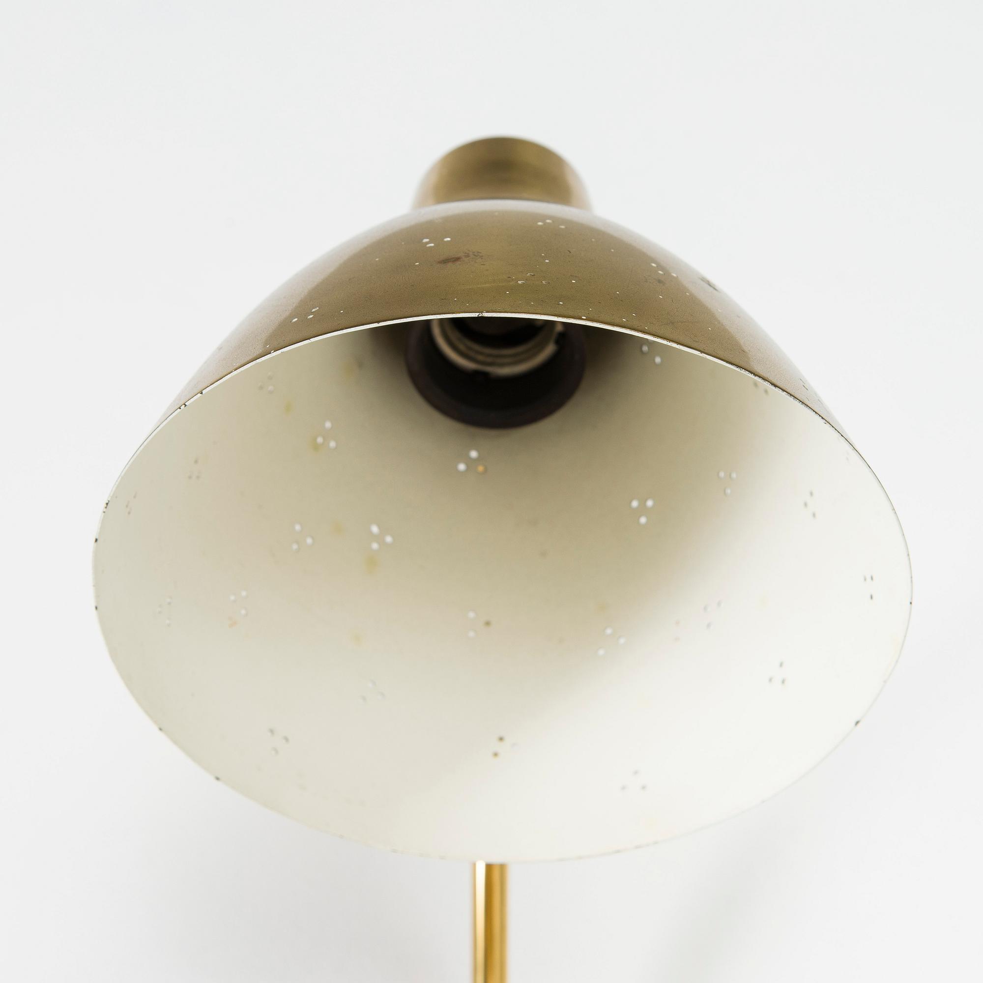 Lisa Johansson-Pape, vägglampa modell 3055, Stockmann Orno, 1900-talets mitt.