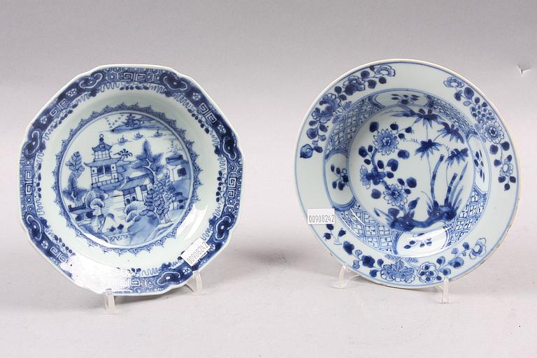 TALLRIKAR, 11 st, porslin, Kina, 1700-1800-tal.