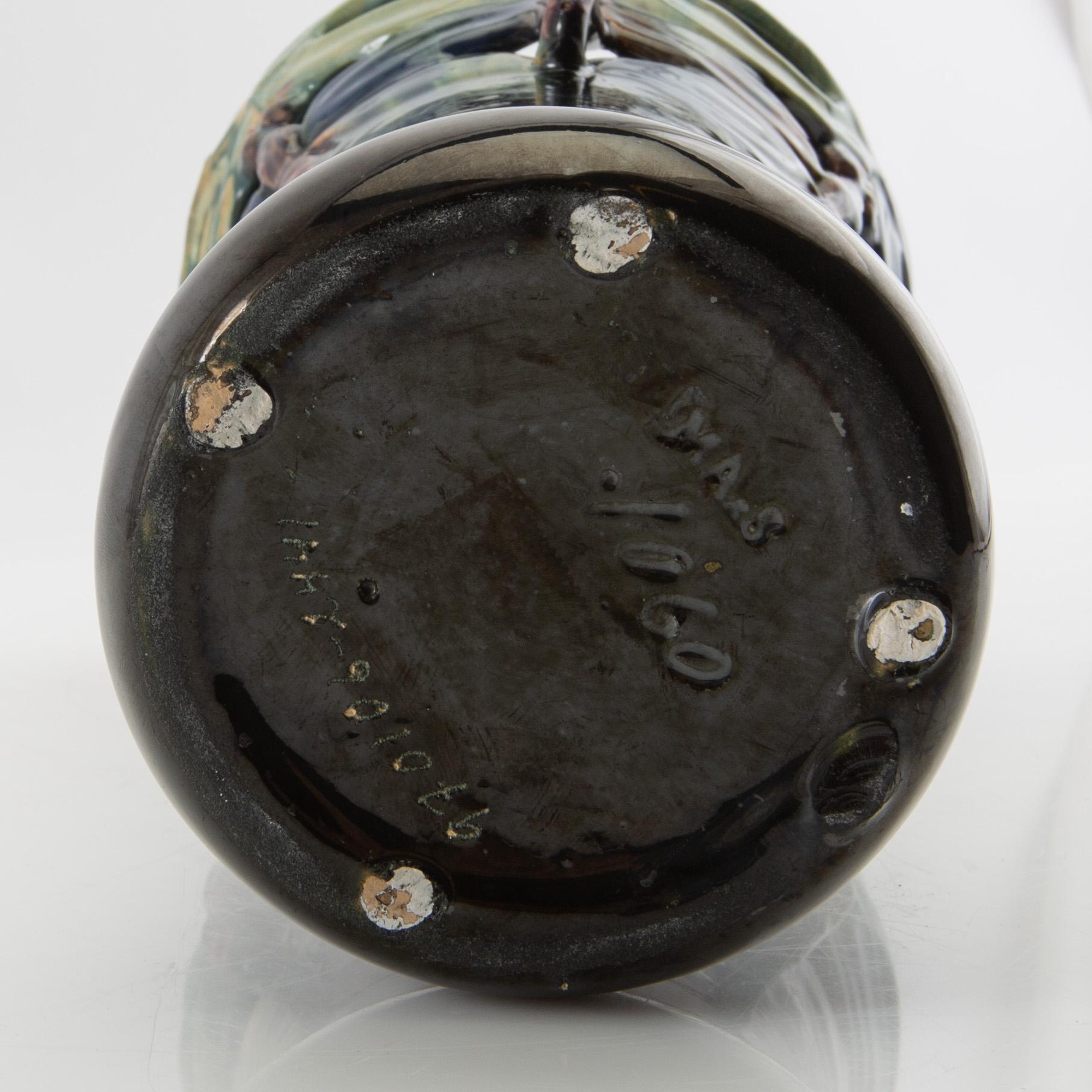 Michael Andersen & Sons, vase Jugend Bornholm early 20th century.