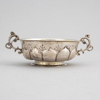 Johan Wallman, brännvinskål, silver, barock, Varberg 1719.
