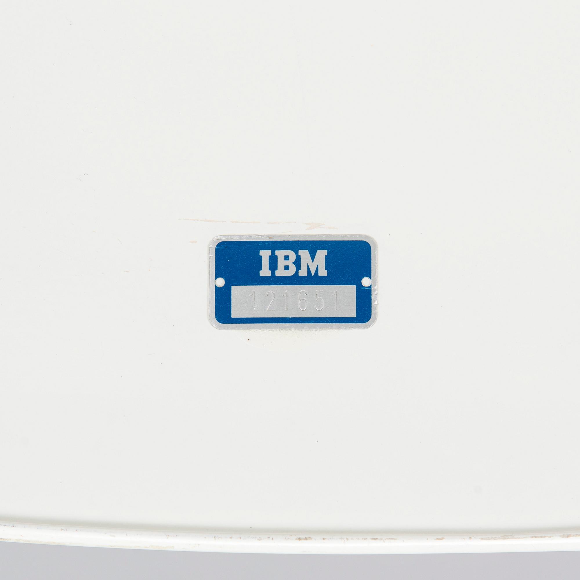 Eero Saarinen, karmstol, "Tulip", 1900-talets senare hälft.