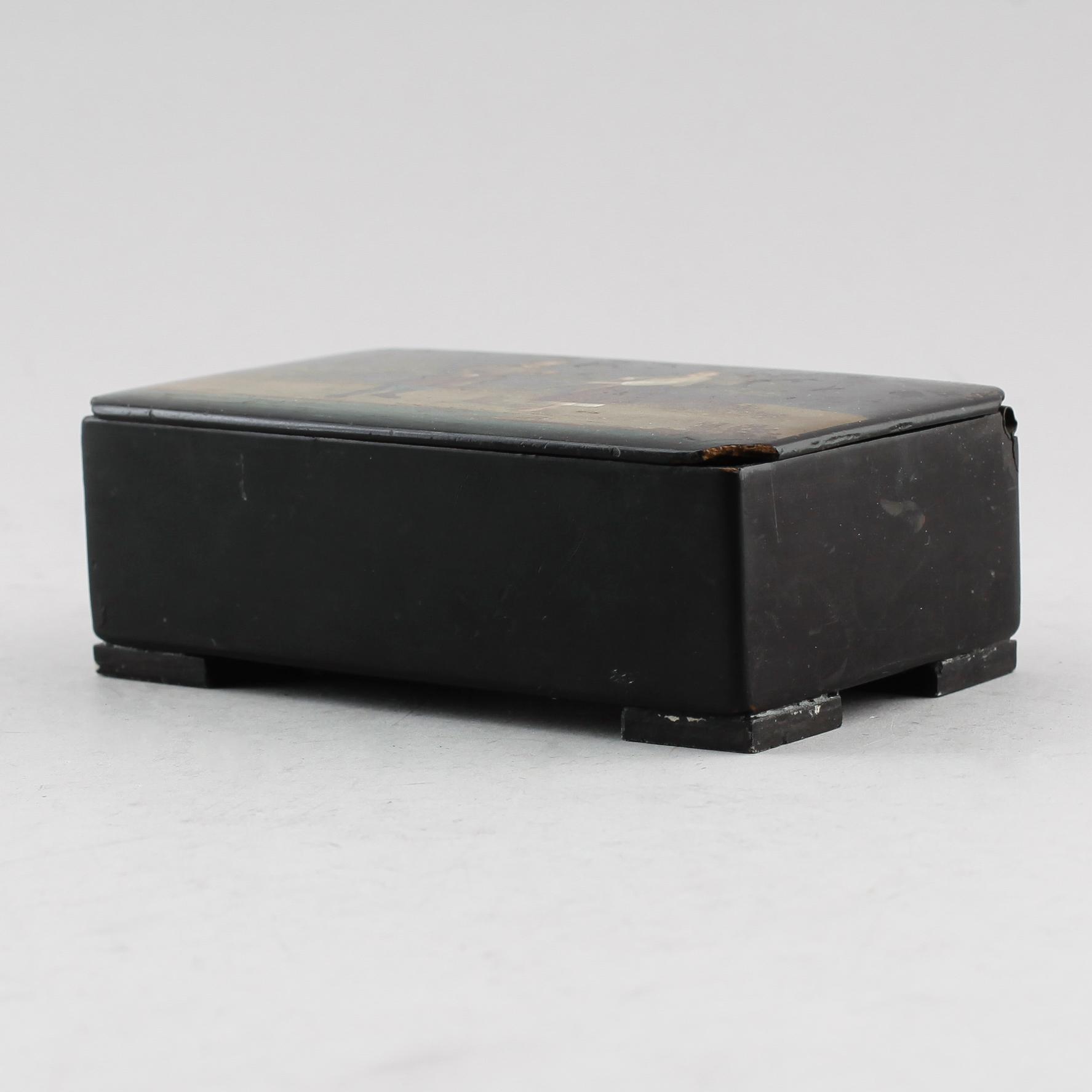 SKRIN, papier maché, Ryssland, omkring år 1900.