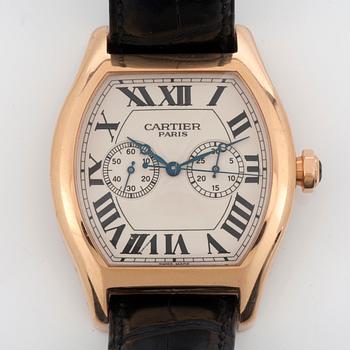 A Cartier, Tortue XL Monopusher. Manual winding. Case and clasp in 18K gold. Ref no: W1547451. Serial no: 186.