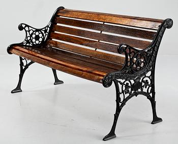 TRÄDGÅRDSSOFFA, 1900-tal.