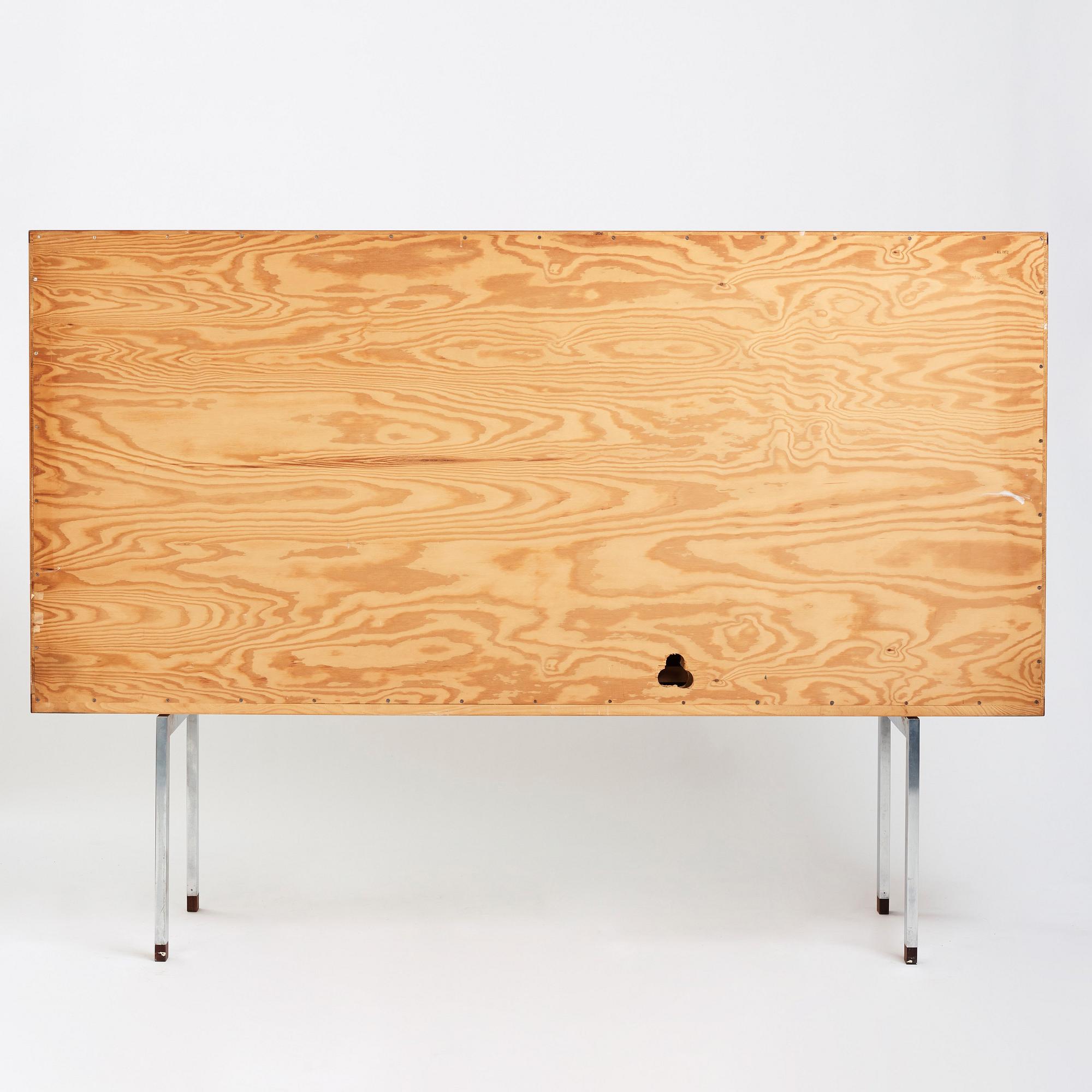 Hans J. Wegner, skåp, "President", Ry Møbler, Danmark, 1962.