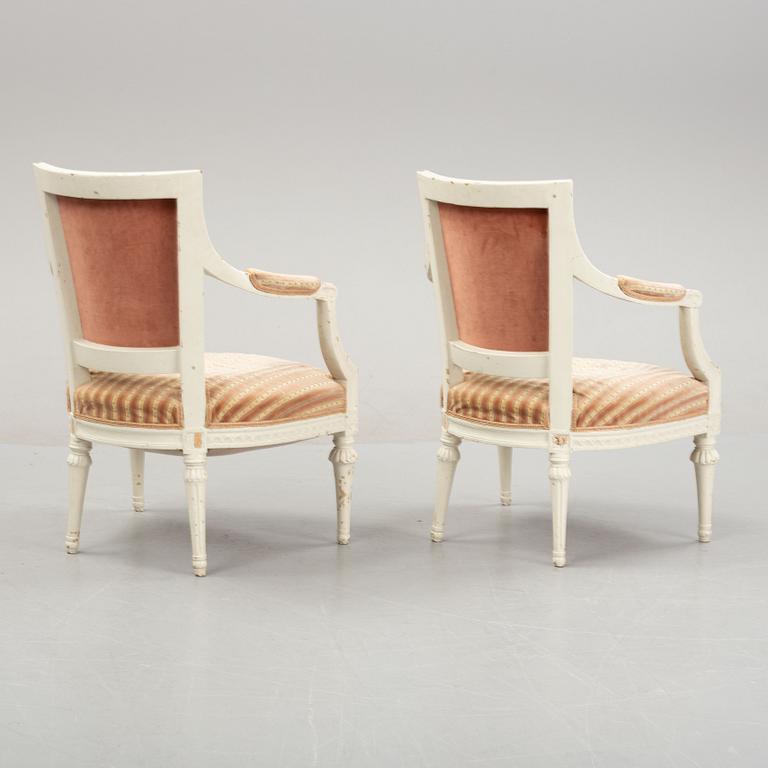 A pair of Gustavian armchairs attributed to Johan Erik Höglander, Stockholm (1750-1813).