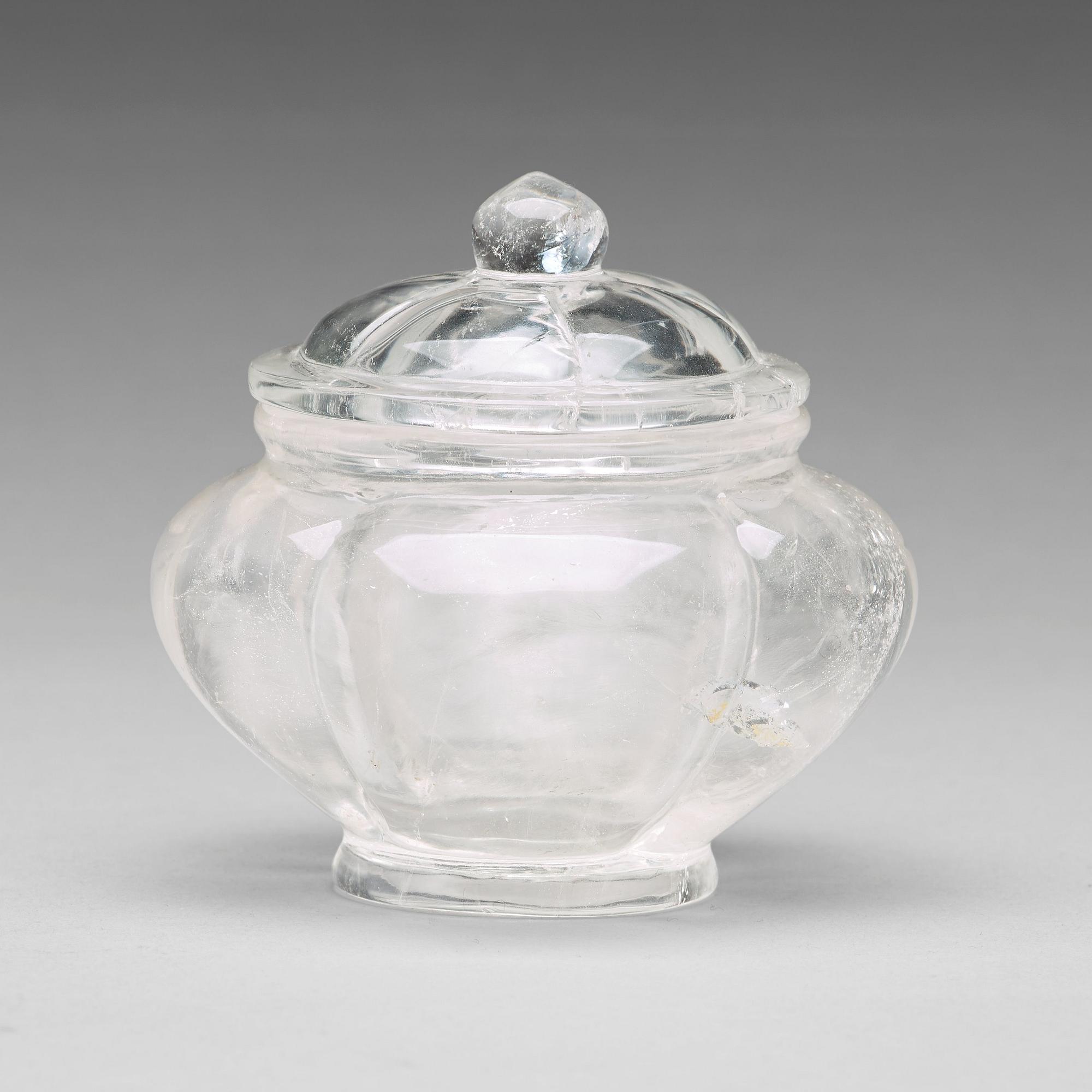 A Chinese rock crystal bowl with cover, 20th Century.