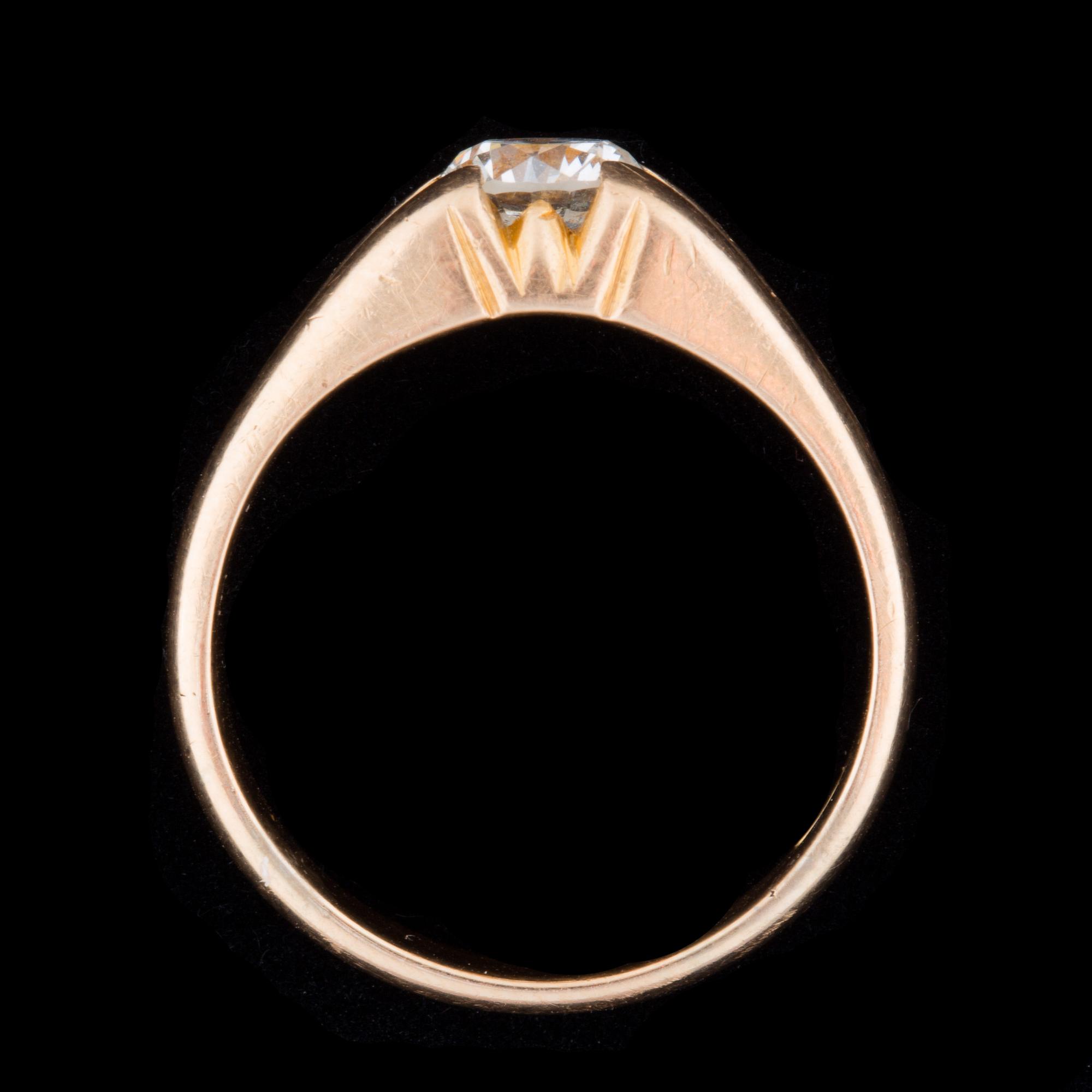 RING, 18 k guld med briljantslipad diamant 1,03 ct, J. Smidts, Stockholm, 1968.  Vikt ca 10 g.