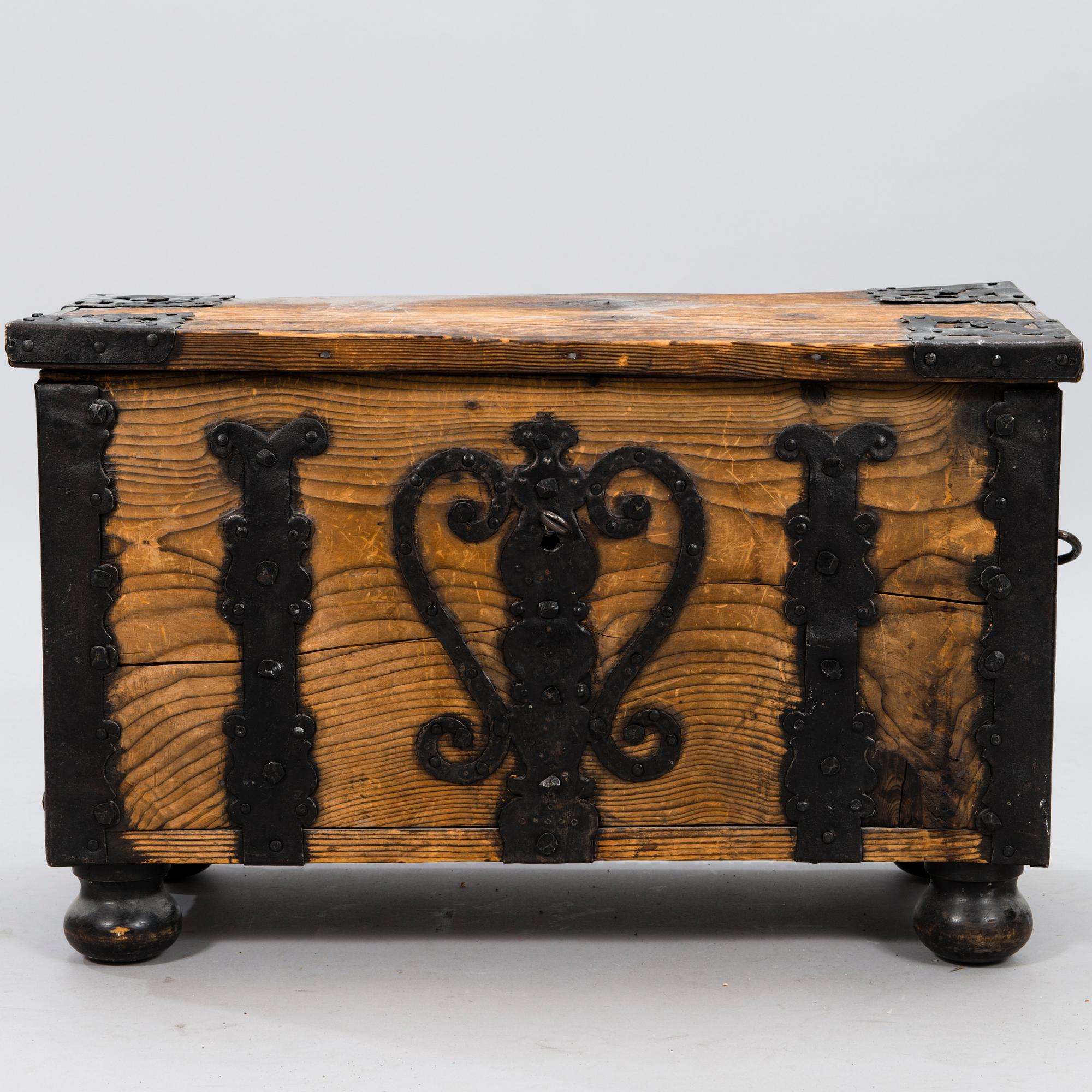 Barokkiarkku, päivätty 1788.