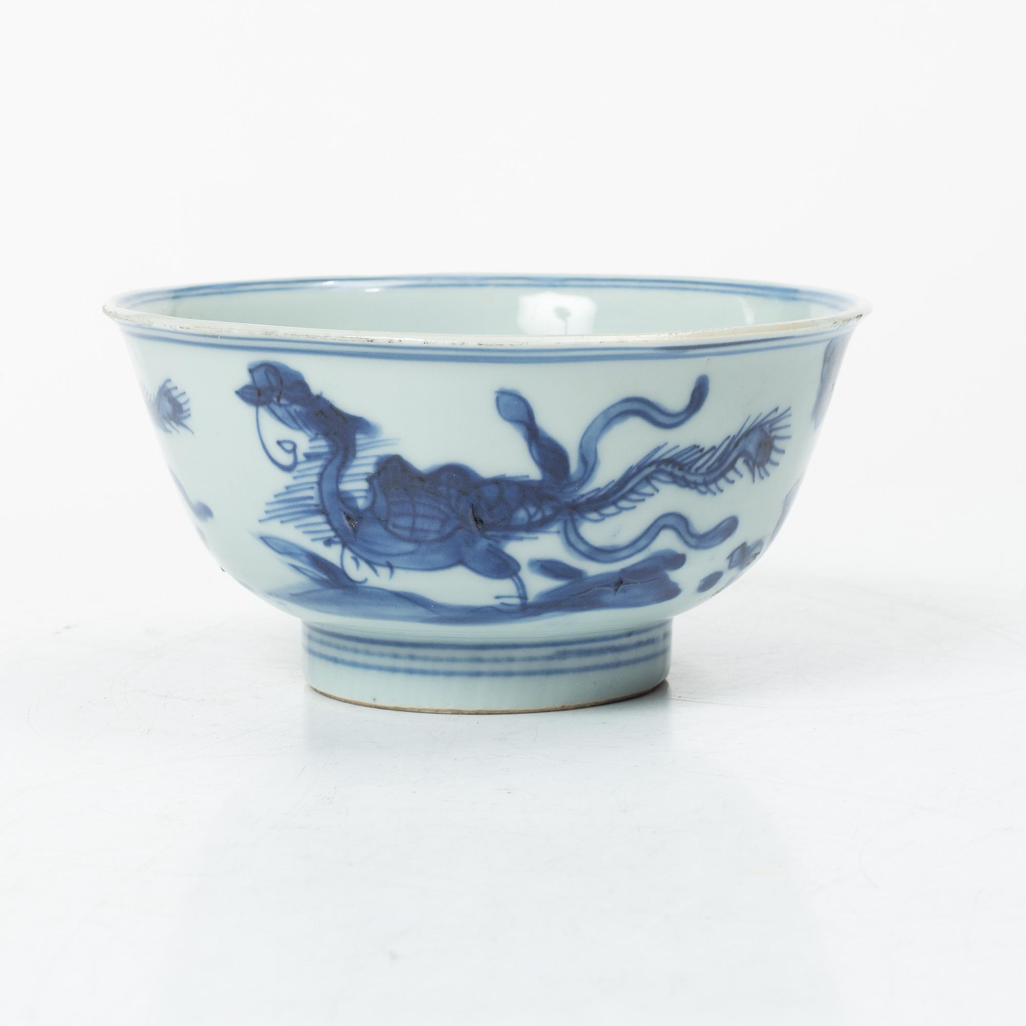 Skål, porslin. Mingdynastin (1368-1644).