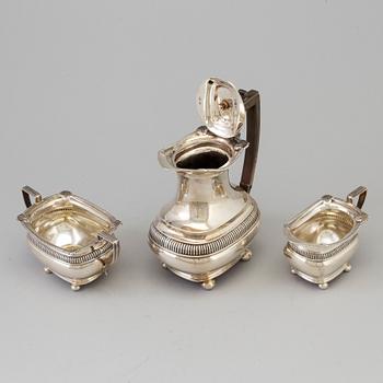 A three piece silver coffee set by The Alex Clark Company, London, first half of the 20th century.