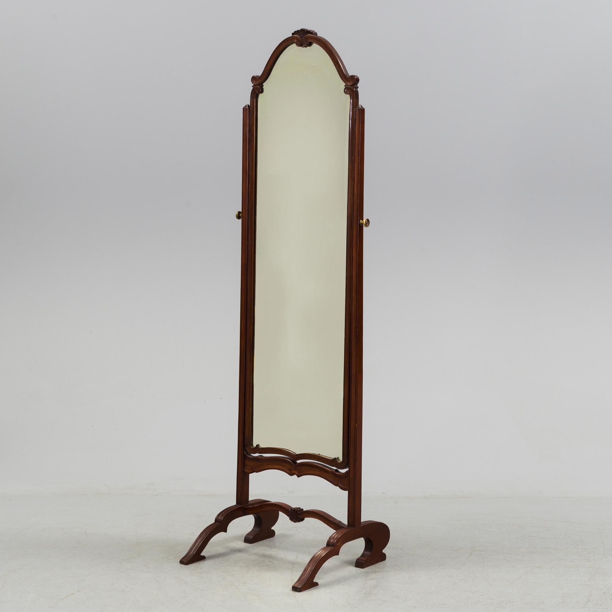 GOLVSPEGEL, omkring år 1900.