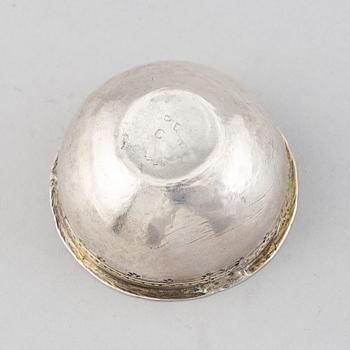 A swedish silver tumbler, mark of Isac Sauer, Stockholm 1761.
