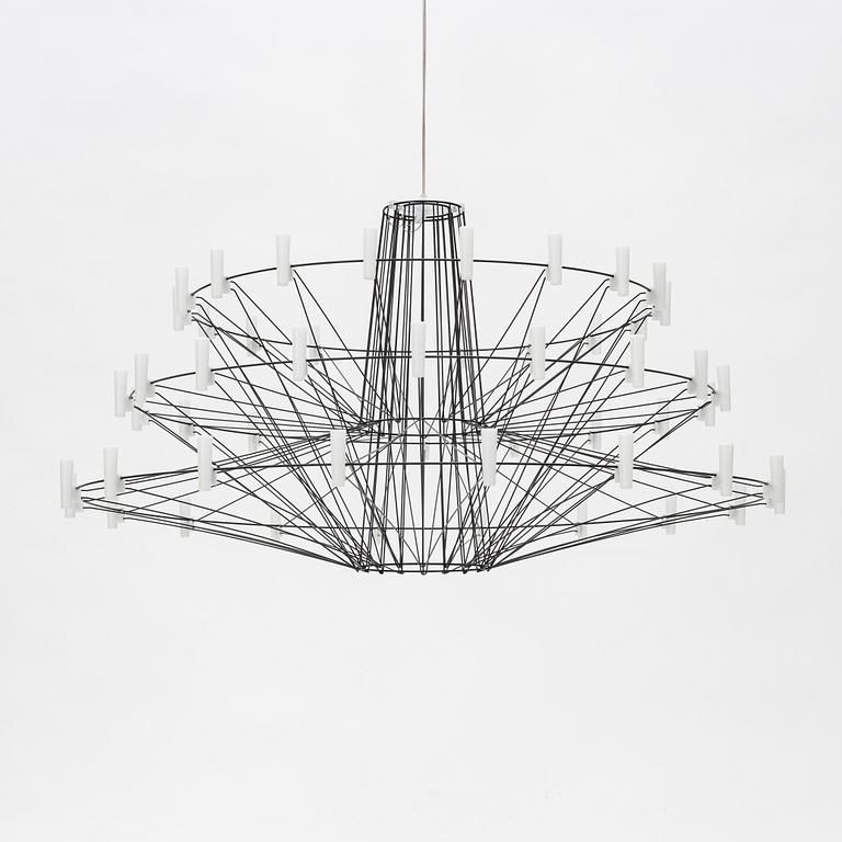 Arihiro Miyake, a 'Coppélia' chandelier, Moooi.