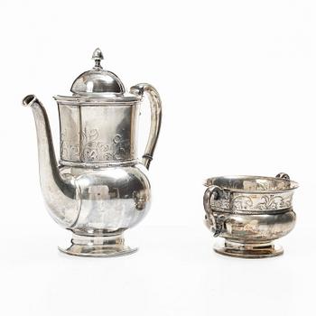 David Andersen, kaffekanna samt sockerskål, silver, Olso, Norge, omkring år 1900.