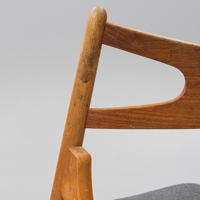 Hans J. Wegner, stolar, 8 st, modell CH-29 "Savbukkestolen", Danmark, 1900-talets mitt.